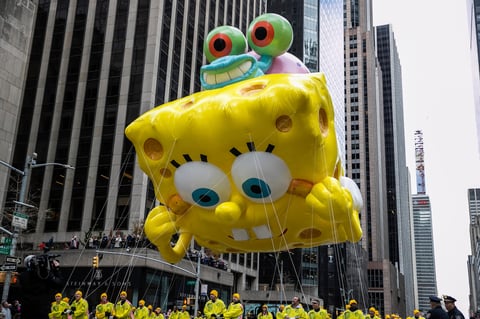 Los globos flotan entre un máximo de 15 metros 