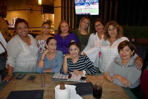 28112019 Gratos momentos entre amigas.