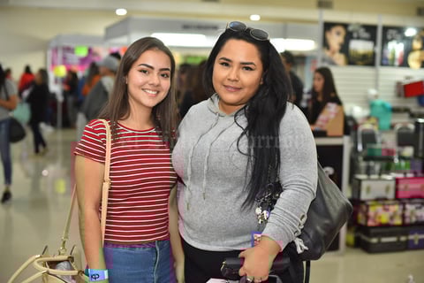 28112019 EXPO BELLEZA.  Elizabeth e Isma.
