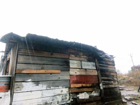 Por el momento, cuatro viviendas de Pueblo Nuevo han sido afectadas por las lluvias.