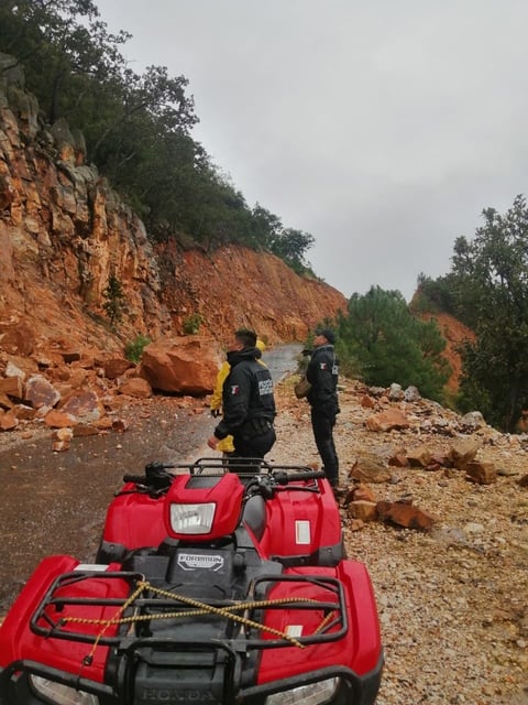Protección Civil, como medida preventiva y derivado de la creciente del Río Canelas, realizó la evacuación de 80 personas de las localidades de Zapotes de Valencia, Angostura y El Oro.