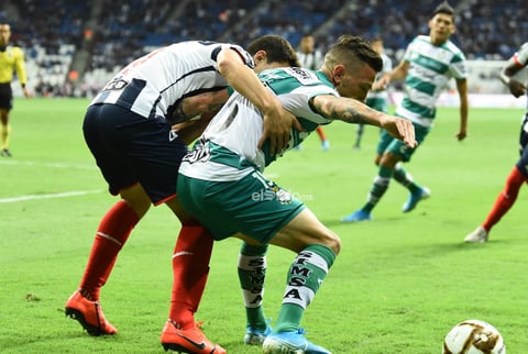 SANTOS VS MONTERREY 


 Cuartos de final entre Santos Laguna y Rayados de Monterrey Santos 1 Monterrey 3 primer tiempo Apertura 2019