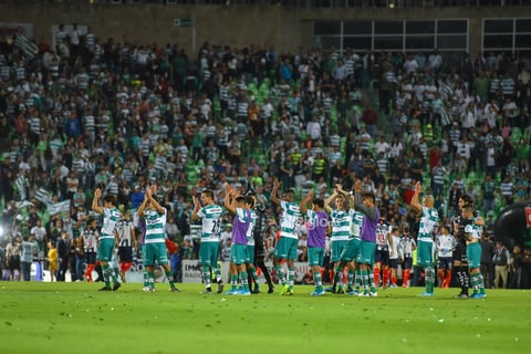 Liga MX 


 Liguilla de la Liga Mx Santos 1 vs Rayados 1 
Marcador global 3 - 6 favor Rayados