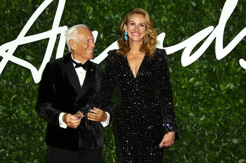 Giorgio Armani y Julia Roberts.