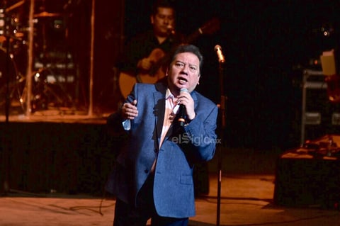 'Esta noche será especial porque Torreón es una ciudad especial. Ustedes siempre me han recibido con cariño. A Torreón le tengo mucho respeto porque es una ciudad que ha sorteado muchas batallas', dijo Jorge.