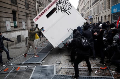 Se constituyó un grupo de lo que se conoce como 'black bloc', formado por al menos 500 radicales.