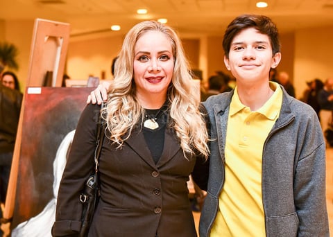 03122019 MUY CONTENTOS.  Gilberto, Magdalena y Ana Cris.