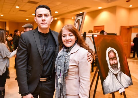 04122019 ADMIRAN OBRAS PICTóRICAS.  Josua y Estrella.
