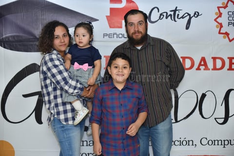 02122019 Valentina, Carmen, José y José Rolando.