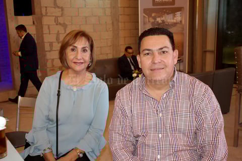 04122019 Betha Aurora y Daniel.
