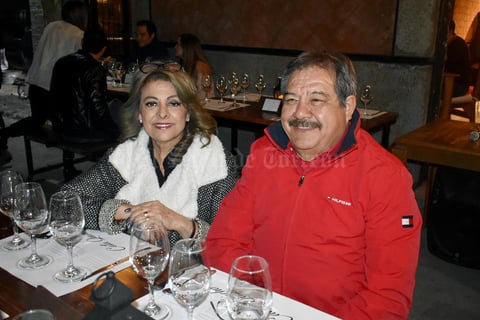 05122019 Bibi y Mario.