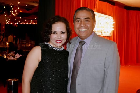 03122019 TRAVEL ART.  Lorena y Frank Torres.