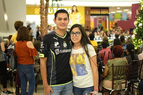 04122019 Hank Rosales y Gabriela Cisneros.