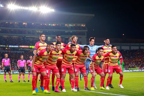 Monarcas Morelia derrota 2-0 al América en el Estadio Morelos