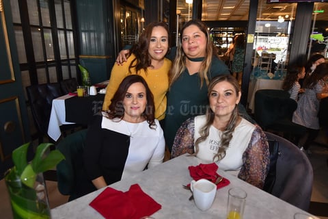 06122019 Mónica, Wendy, Ody y Claudia.