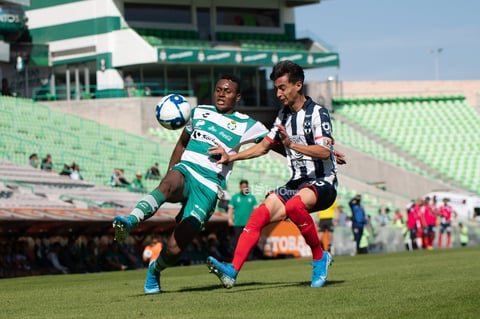 Faver Ramírez


Faver Duvan Ramírez Hurtado #196 Delantero Santos

Santos vs Monterrey

en Estadio Corona - domingo  8 de diciembre de 2019 11:00h

Santos Laguna vs Monterrey

Semifinal sub20, guerreros vencen 2 a 0 a rayados en el Estadio Corona