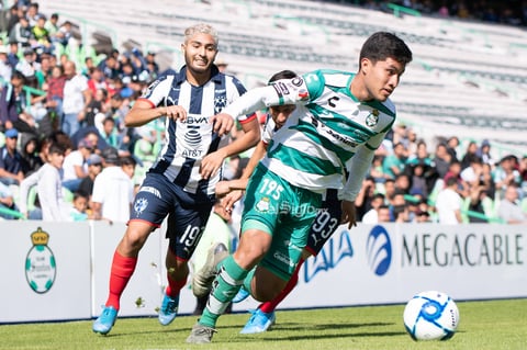 Jaziel Martínez, Diego Medina


Jaziel Ismael Martínez Huerta #197 Medio Monterrey
Diego Javier Medina Vázquez #195 Medio Santos

Santos vs Monterrey

en Estadio Corona - domingo  8 de diciembre de 2019 11:00h

Santos Laguna vs Monterrey

Semifinal sub20, guerreros vencen 2 a 0 a rayados en el Estadio Corona