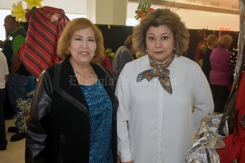 07122019 Carolina y María de Lourdes.