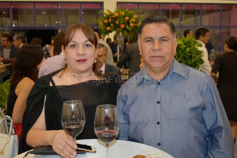 09122019 MUY CONTENTAS.  Jenny e Irene.