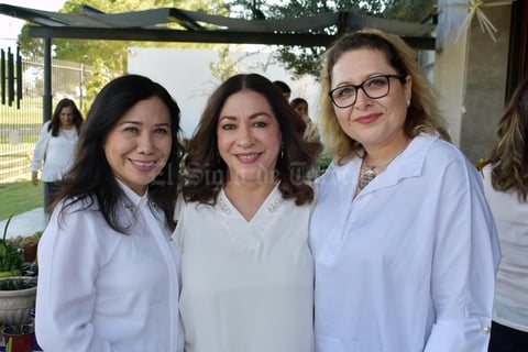 11122019 RECIENTE CELEBRACIóN.  Elva, Norma y Silvia.