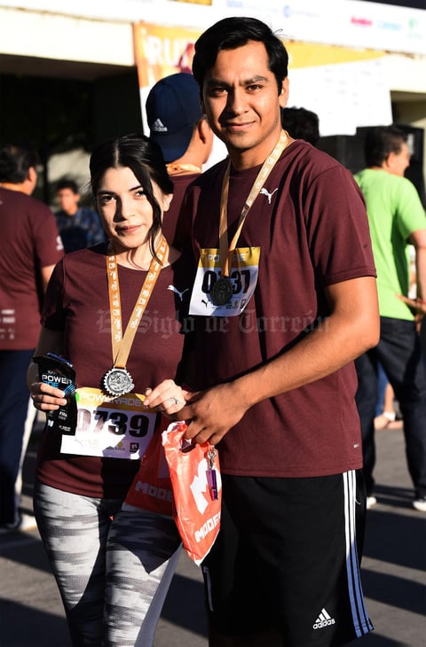 11122019 RUNNERS.  Edgar y Paola.