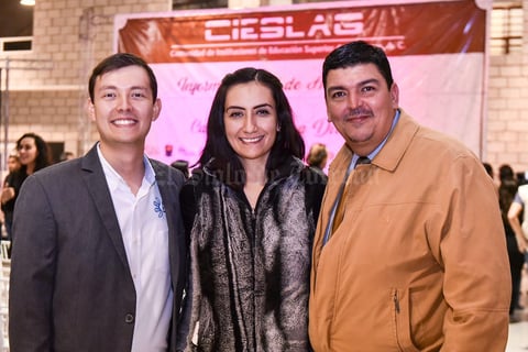 11122019 Lorena Medina, María Elena Valadez y Gabriel Dávila.