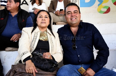 11122019 EVENTO TAURINO.  Mary Cruz y Arturo Ortíz.