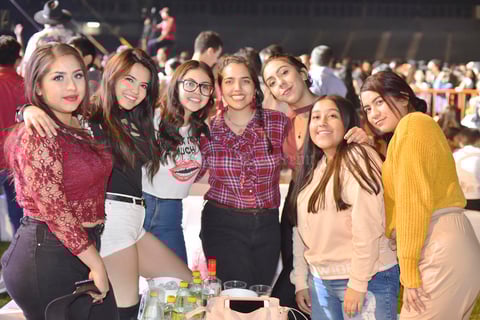 Bailan sin parar 1
