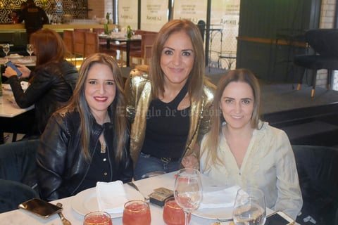 Faty, Hilda y Marcela