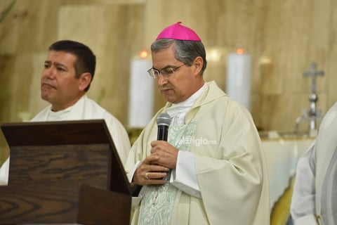 Pidió a que en estos tiempos en donde continúa los hechos de violencia, que cada persona aporte a la paz, puesto que se tiene la idea, el pensamiento de que lo solución a la violencia depende solamente de las autoridades.