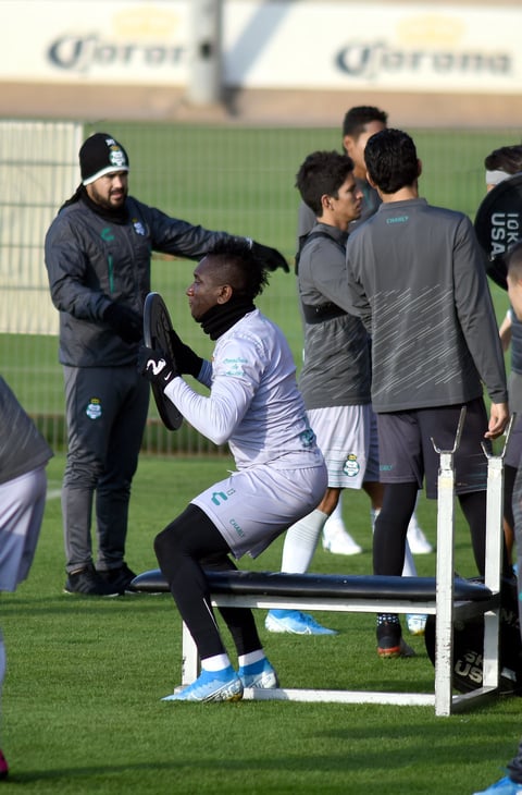 Su primer refuerzo, Alan Cervantes, ya trabaja junto al resto del plantel 