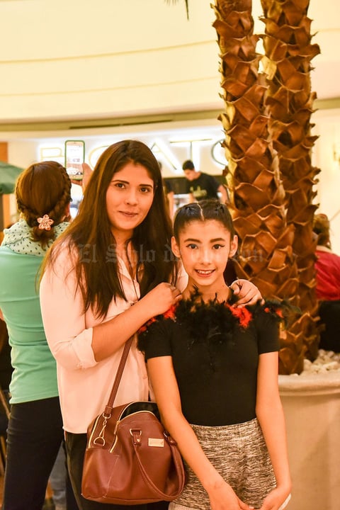 12122019 Claudia y Danna.