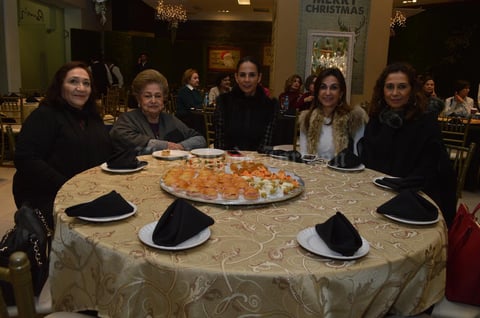 14122019 Entre amigas.