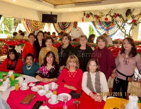 15122019 REUNIóN ENTRE AMIGAS.  Lupita, Cori, Marthita, Bety, Silvia, Ana María, Frida, Almita, Mily, Nena, Libertad y Gracielita.