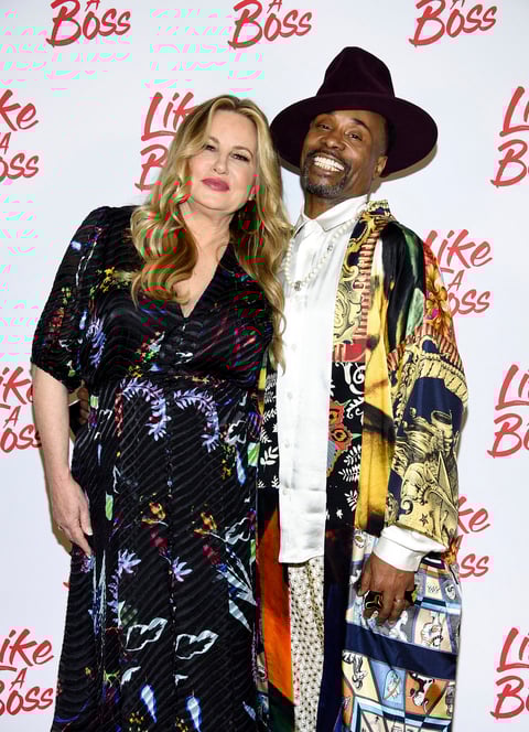 Jennifer Coolidge y Billy Porter.