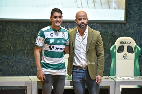 Erick Sotomayor Ruiz


 NUEVO REFUERZO CLUB SANTOS LAGUNA VAN RANKIN.