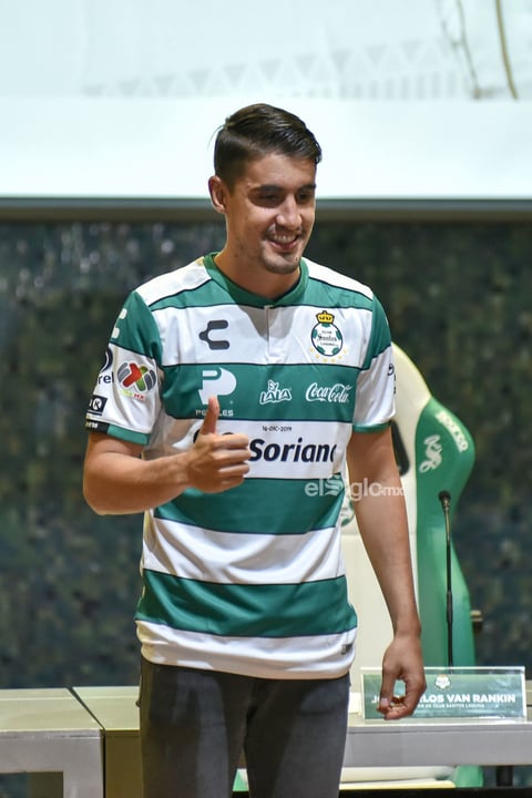 Erick Sotomayor Ruiz


 NUEVO REFUERZO CLUB SANTOS LAGUNA VAN RANKIN.