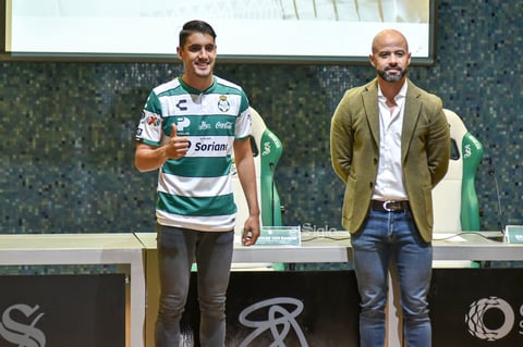 Erick Sotomayor Ruiz


 NUEVO REFUERZO CLUB SANTOS LAGUNA VAN RANKIN.