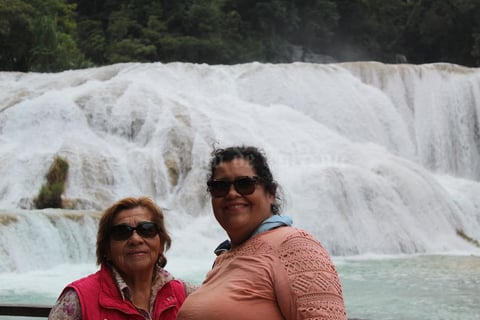16122019 MUY CONTENTAS.  Coco Martínez y Ruth de La Peña disfrutando la vida.
