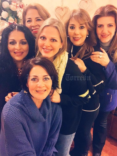 16122019 AMIGAS DE SIEMPRE.  Victoria Armendáriz, Ale de la Peña, Ale Bitar, Lily Ávalos, Suhe Núñez y Eloísa Artigas.