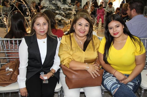 Presentan pasarela de Porte Casual