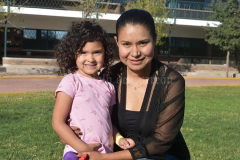17122019 Alana y Erika.