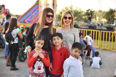 21122019 Gaby, Daniela, Santiago, Isabella y Marcelo.