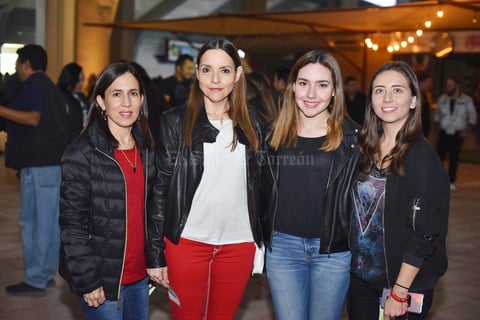 Betty, Lety, Daniela y Alejandro