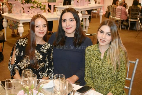 Anilu, Mariana y Yoseline