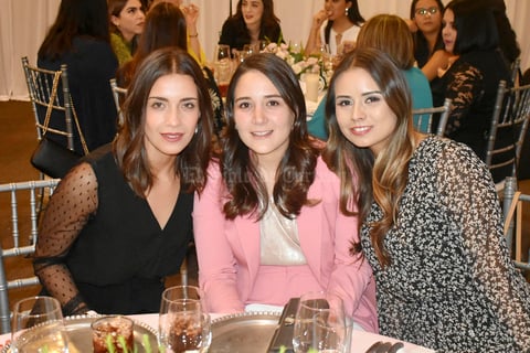 Cristina, Natalia y Lizeth