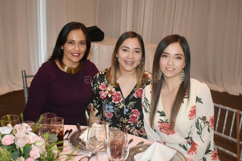Dulce, Pamela y Dulce