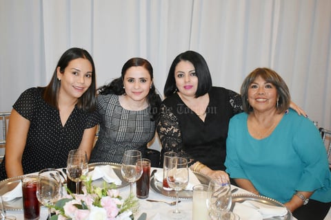 Ileana, Angelica, Ivonne y Lupita