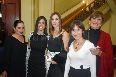 23122019 Cristina, Eneritz, Daniela, Ana María y Corina.