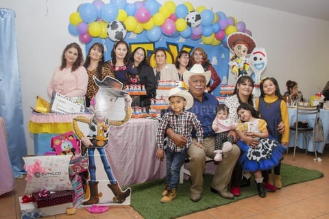 22122019 Miriam, Regina, Misael y Miguel.